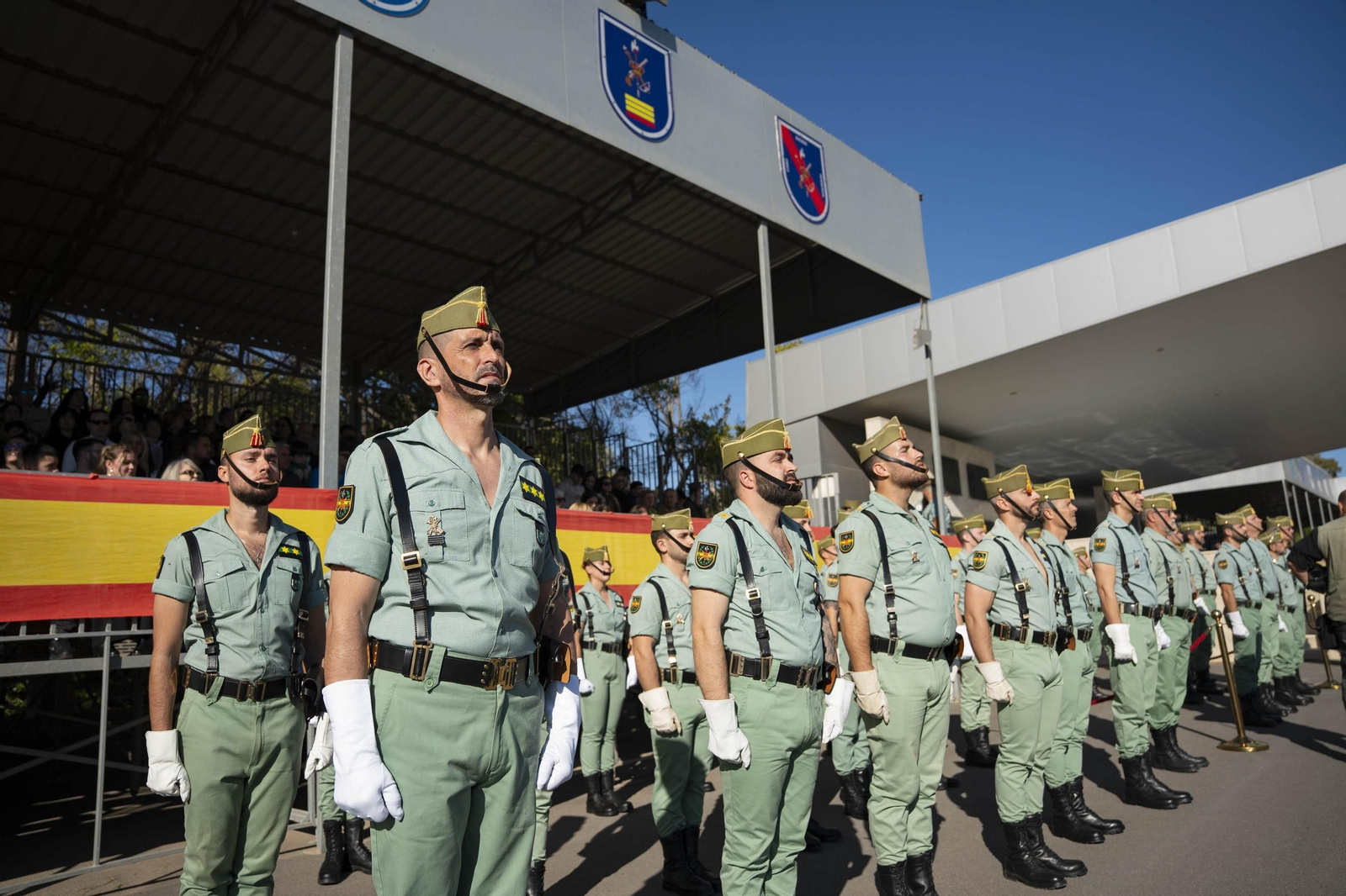 Así conmemora el día de la Inmaculada Concepción la Brigada de la Legión en Almería y despide al contingente que parte a Eslovaquia
