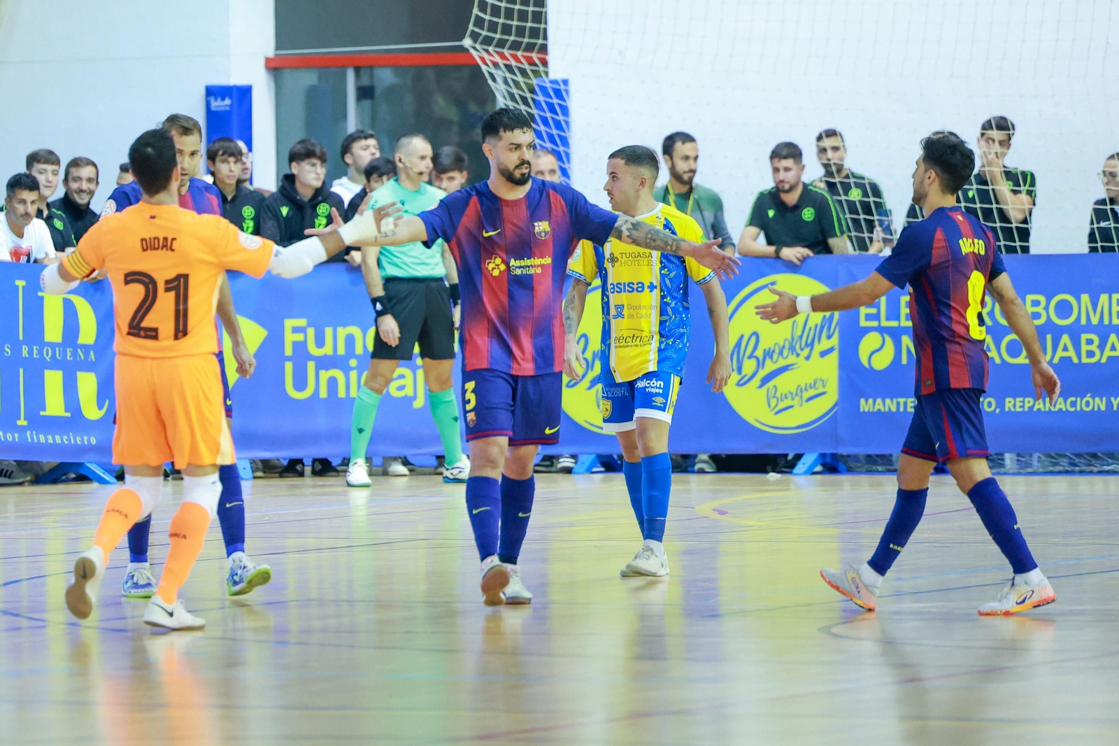 Las imágenes del CD Virgili Cádiz-FC Barcelona de Copa del Rey de fútbol sala