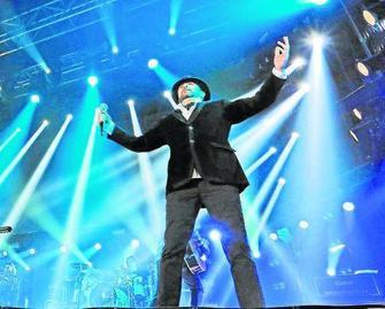 El Barrio, durante un concierto.