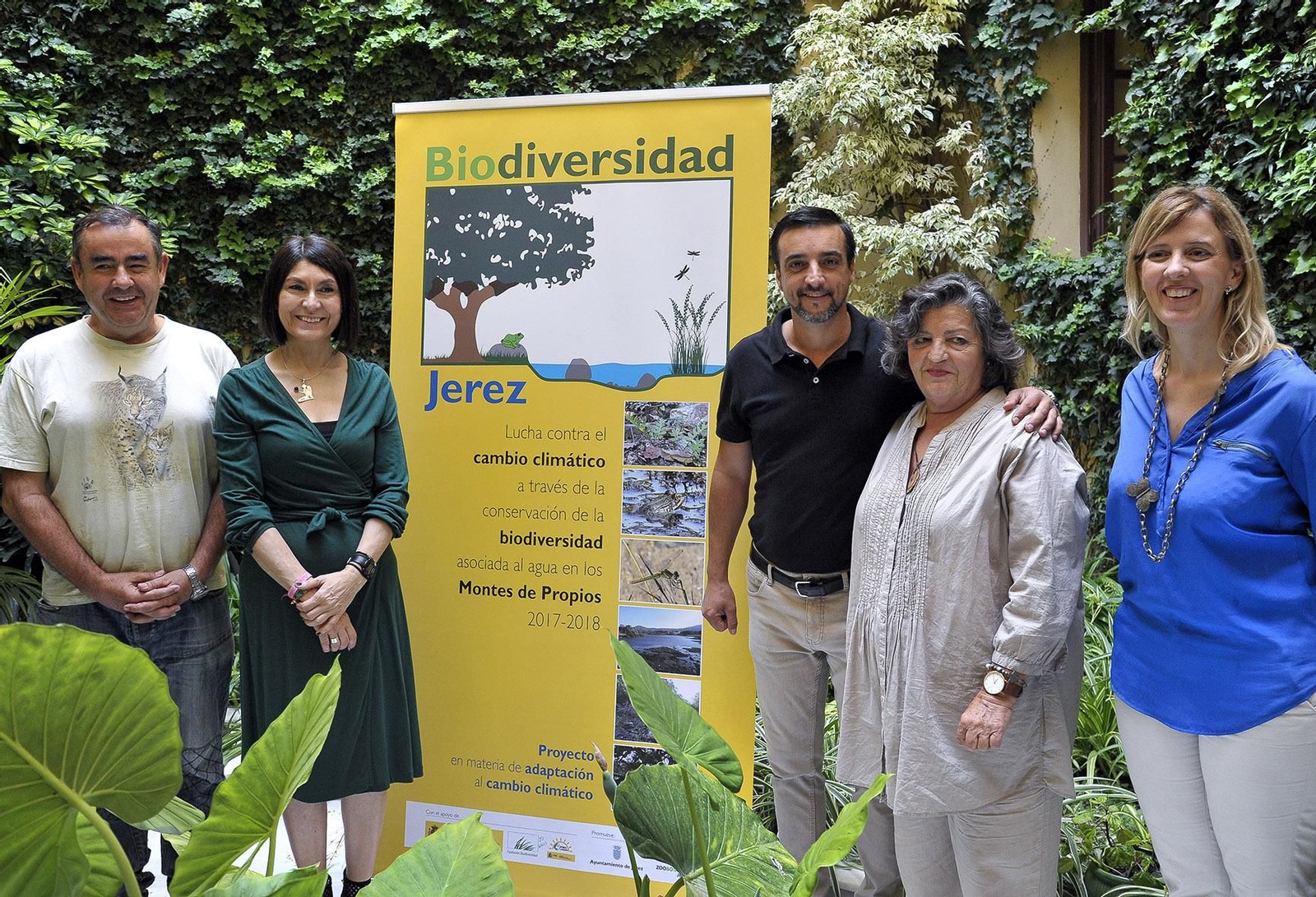 El delegado de Sostenibilidad con representantes de Montes de Propios y del Zoobotánico.