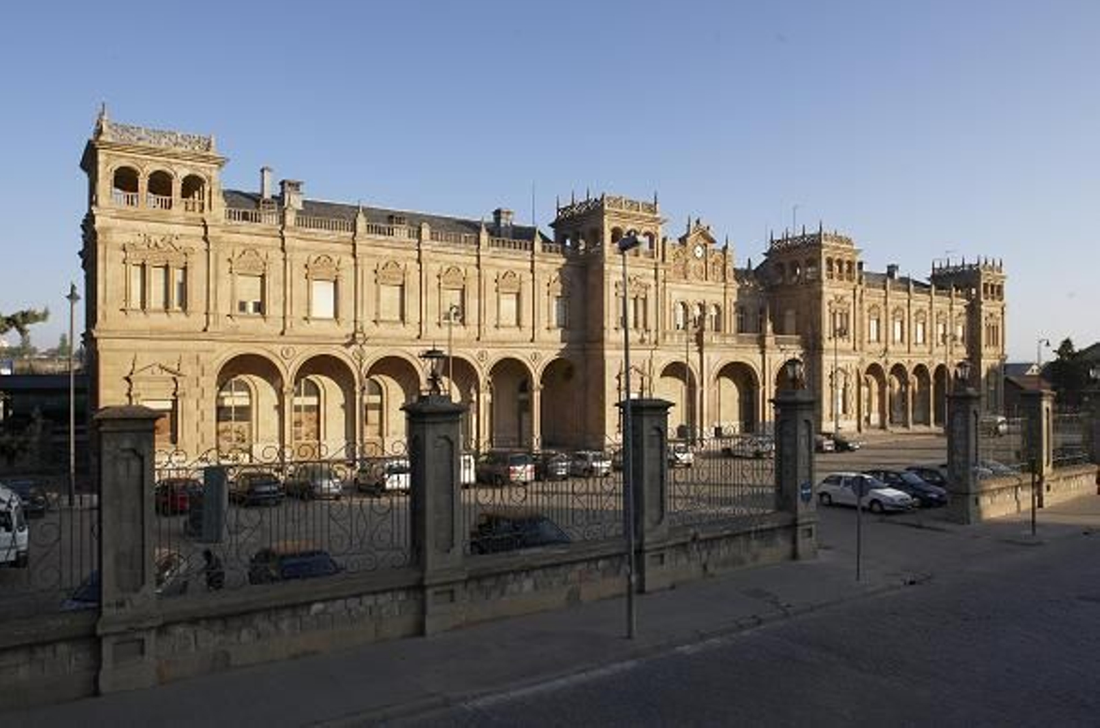 Las estaciones de tren más bonitas de España