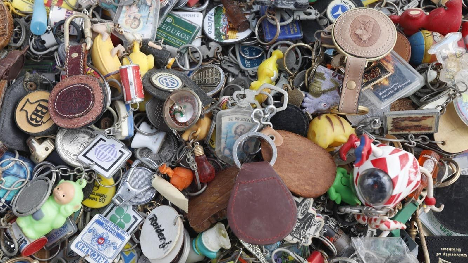 Las fotos de Reyes Magos 98, durante el mercadillo solidario para la recogida de juguetes