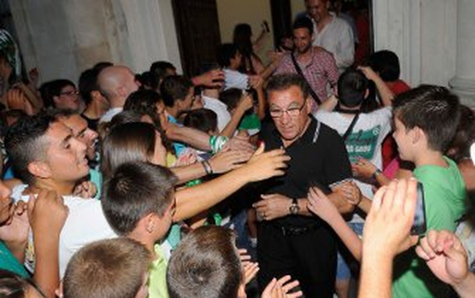 Abrupta salida de Pepe Carrete