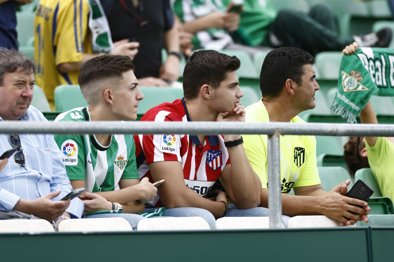 Búscate en las fotos del Betis-Atlético de Madrid