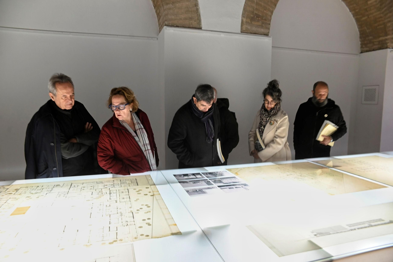 La exposición sobre la obra pública del arquitecto cordobés Rafael de La-Hoz, en imágenes