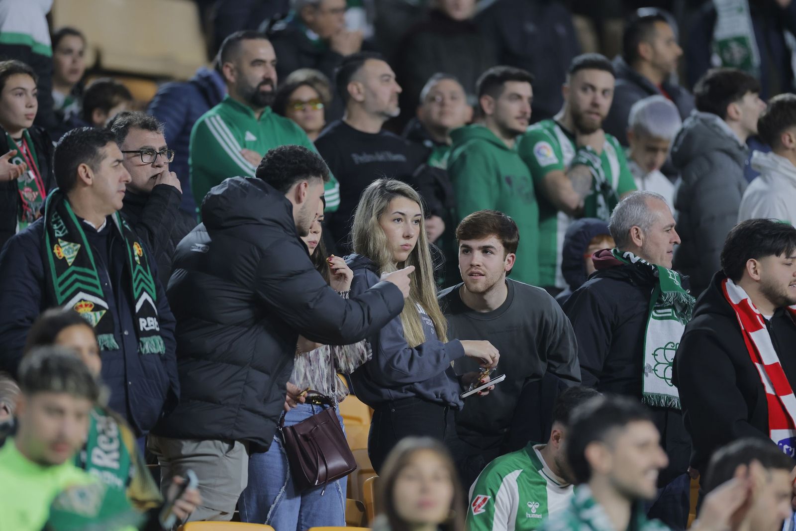 Búscate en las fotos del Betis - Atlético de Madrid