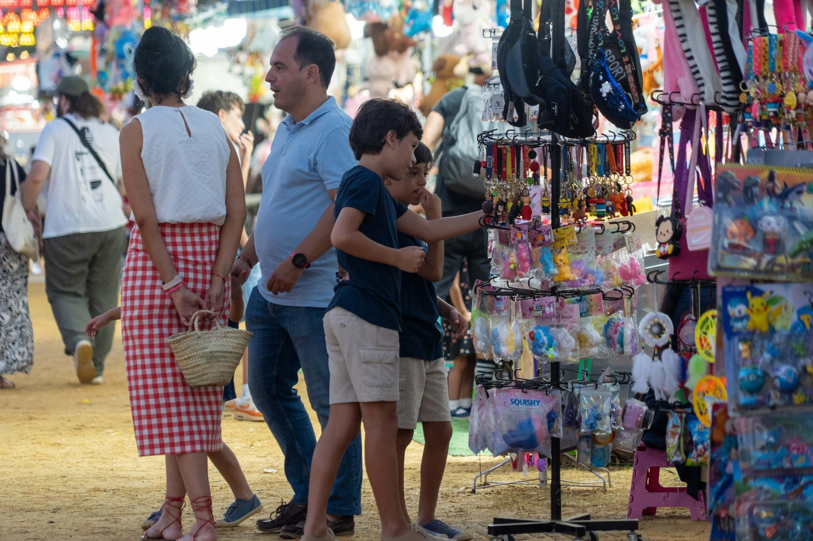 Colombinas 2025: Imágenes del ambiente el lunes 4 de agosto en las Fiestas Colombinas