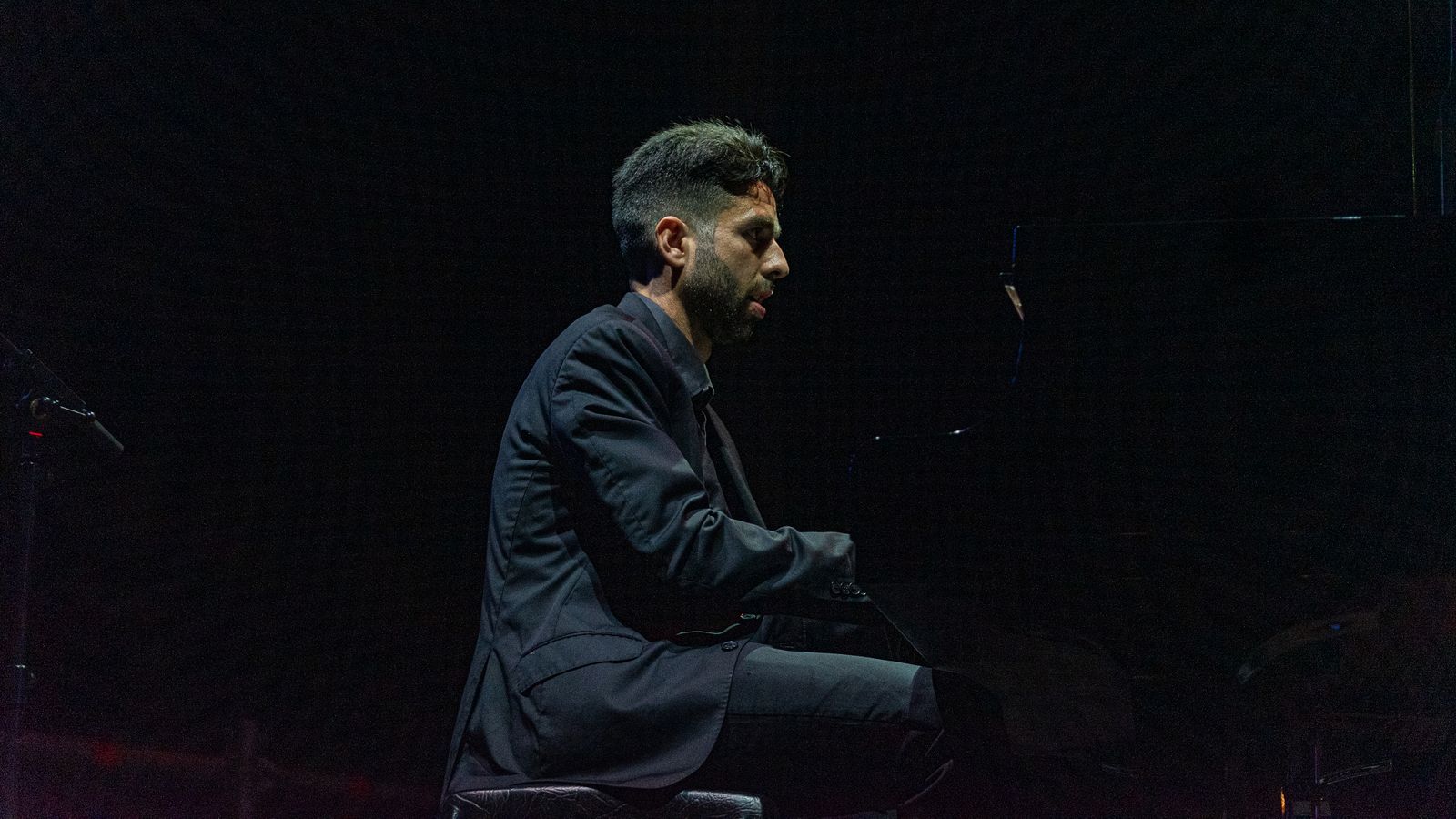 Fotos del concierto de Diego Valdivia en Algeciras