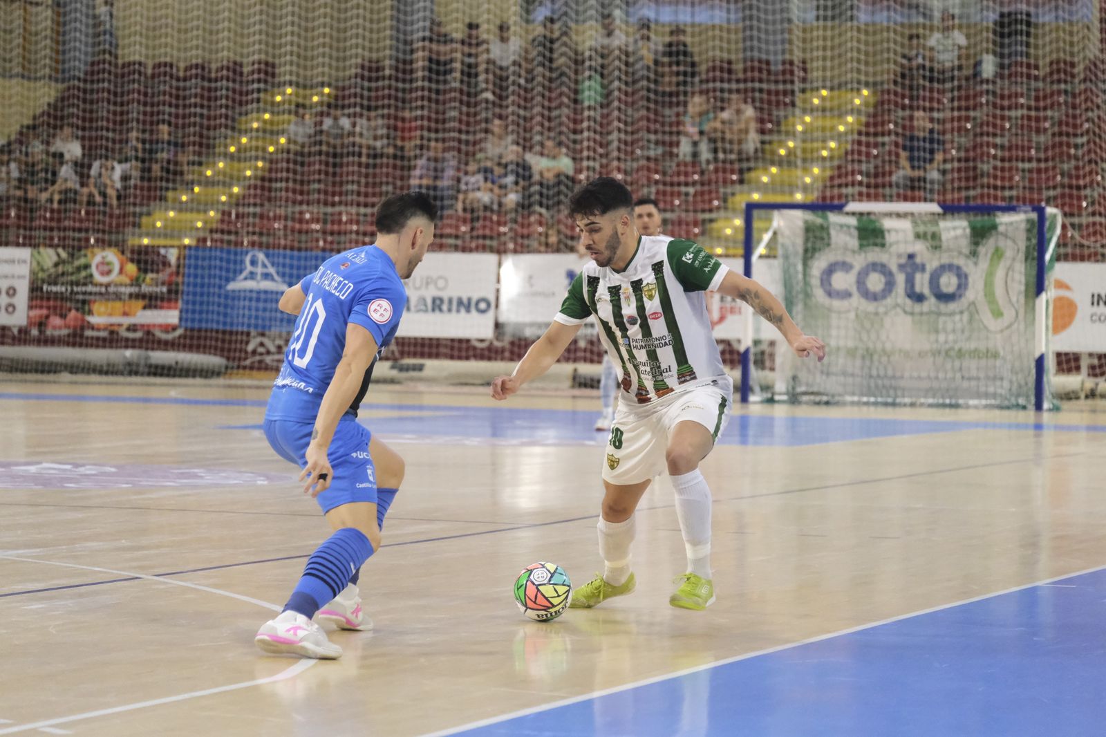 La victoria del Córdoba Futsal ante el Viña Albali Valdepeñas, en imágenes