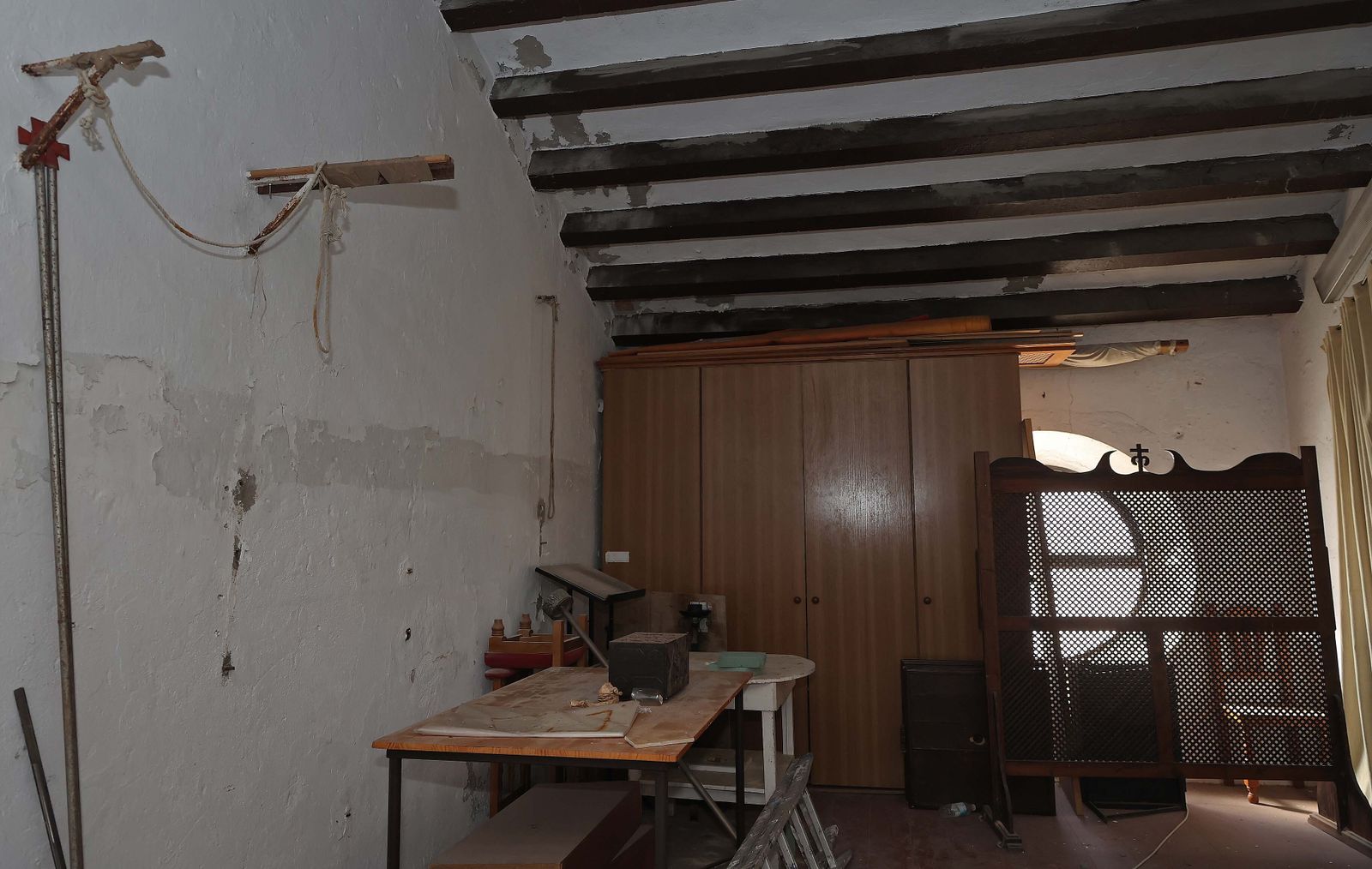 Imágenes de los desperfectos de la iglesia Nuestra Señora del Carmen en La Línea