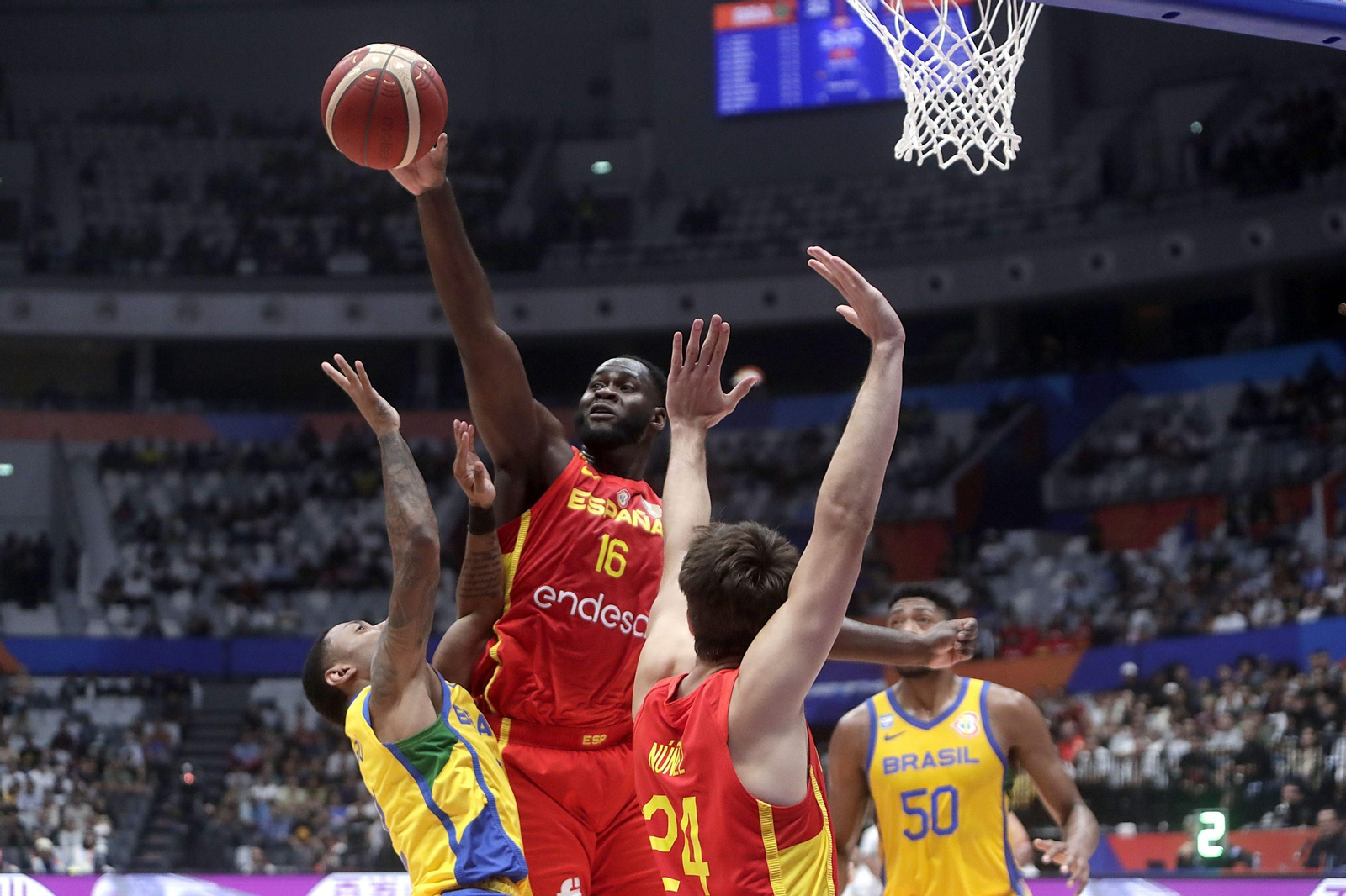 Las fotos del Brasil - España de baloncesto