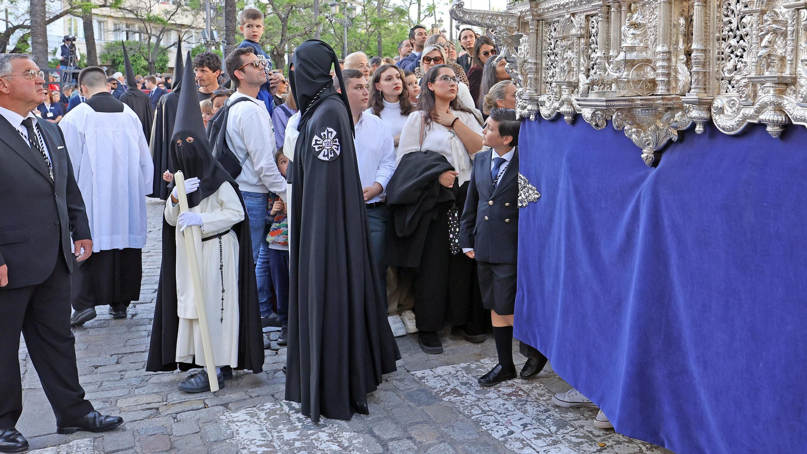 Imágenes de la Hermandad de la Oración en el Huerto del Jueves Santo de Jerez 2025
