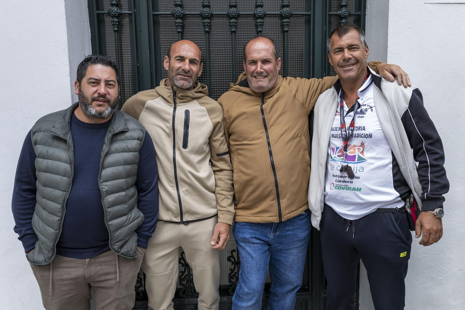 Las imágenes del Toro Embolao de Vejer 2025