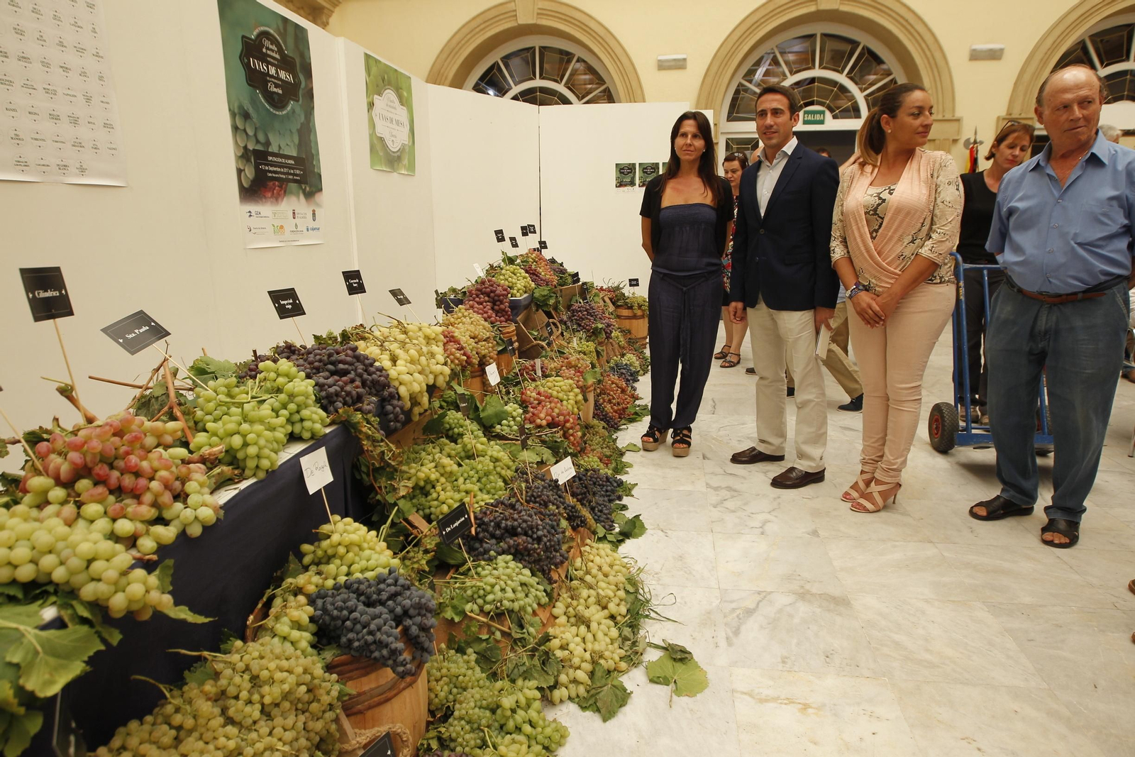 Las imágenes de la XIII Muestra de Variedades Históricas de Uvas de Mesa de la Provincia