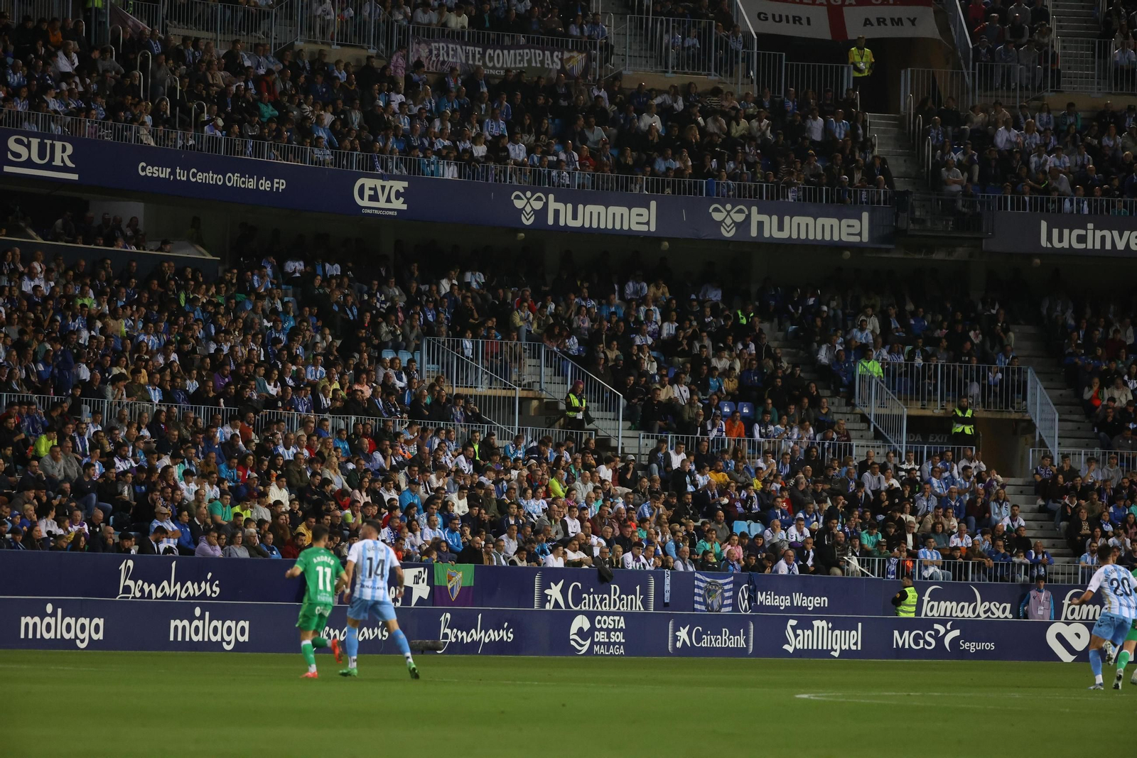 Las gradas de La Rosaleda, repletas