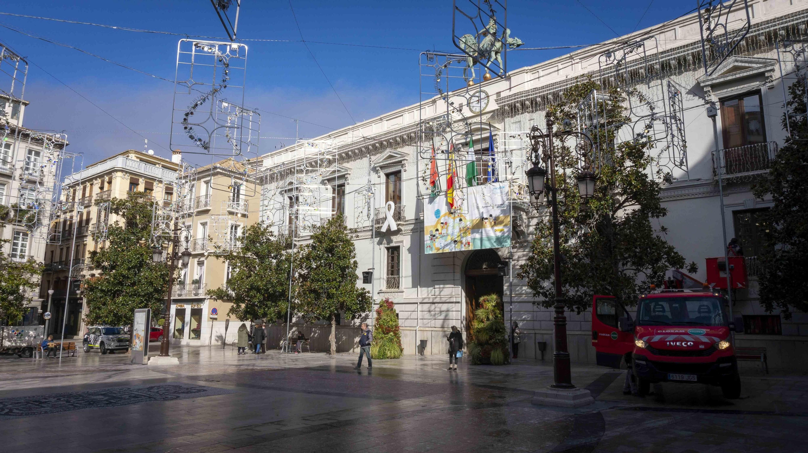 Fotos: Preparación alumbrado y espectáculo de Navidad en Granada