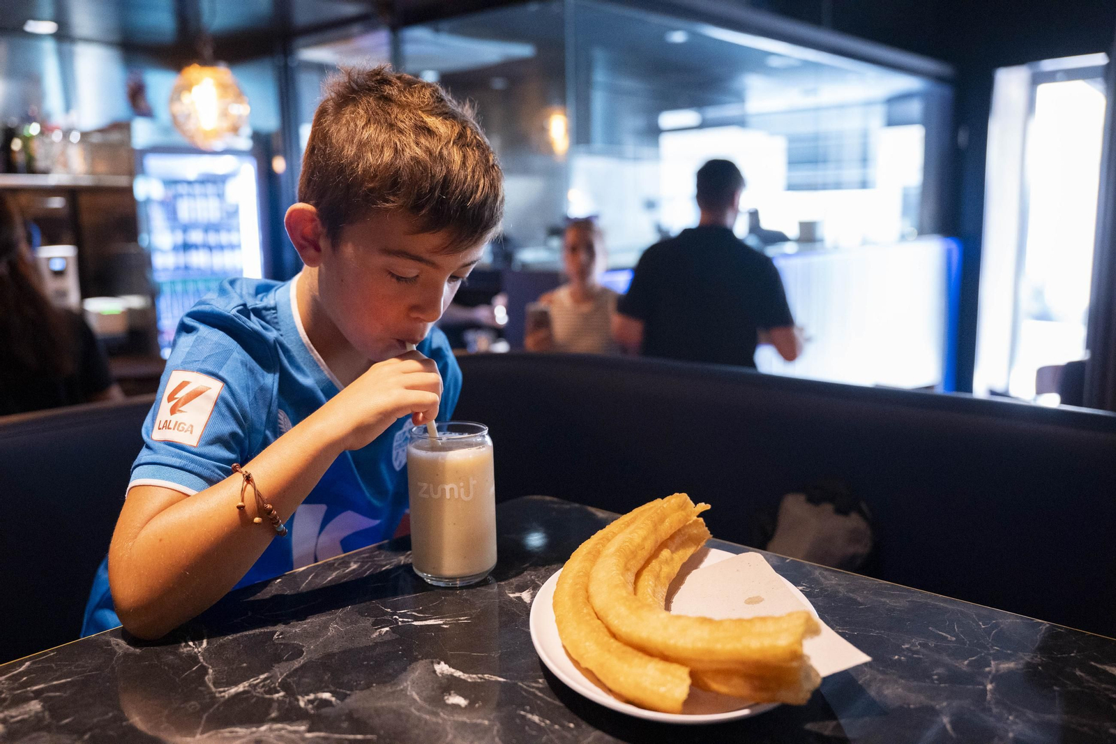 Las imágenes de la suculenta Churrería ubicada en la plaza 3 de abril
