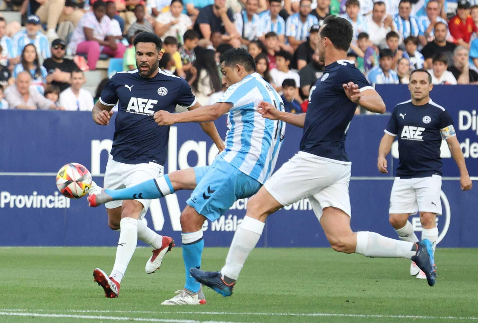 El Partido de Leyendas del Málaga CF, en imágenes
