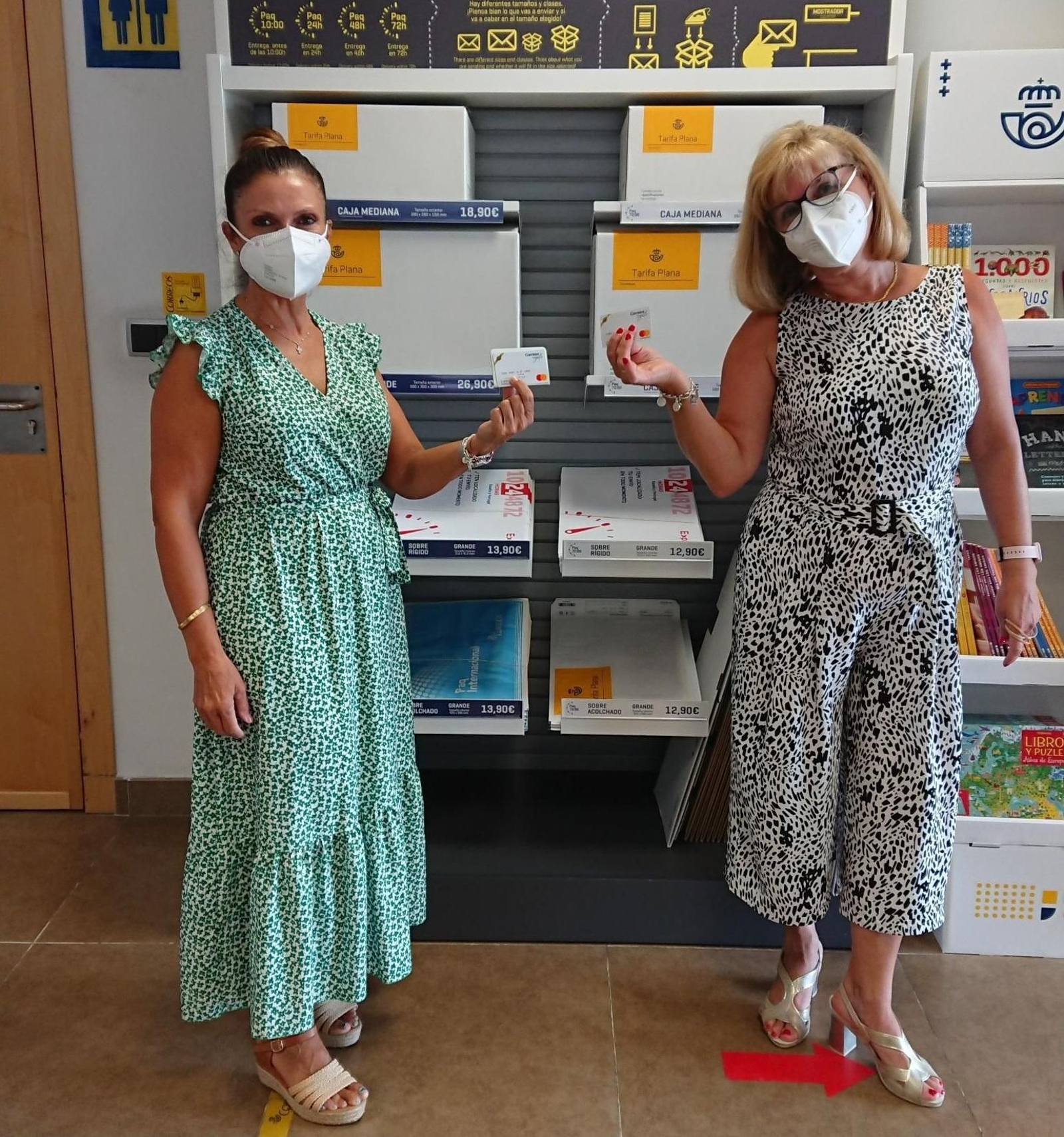 Entrega de las Tarjetas Regalo a los trabajadores huercalenses.