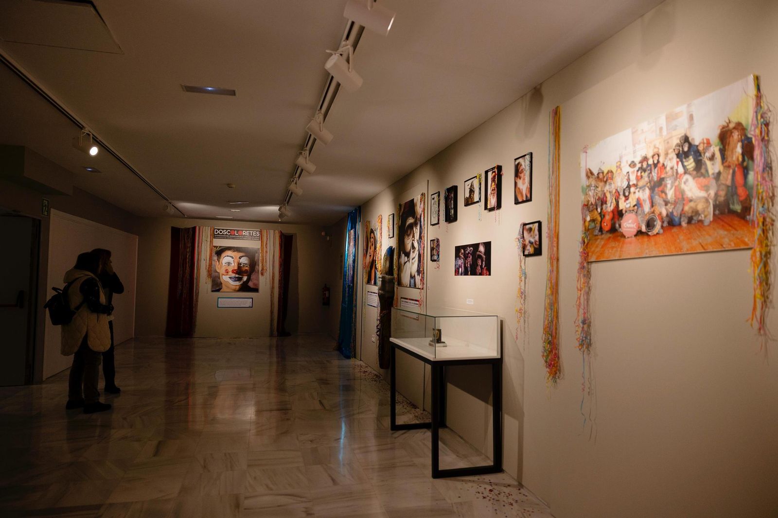 Galería de imágenes de las exposiciones inauguradas en la Casa del Carnaval