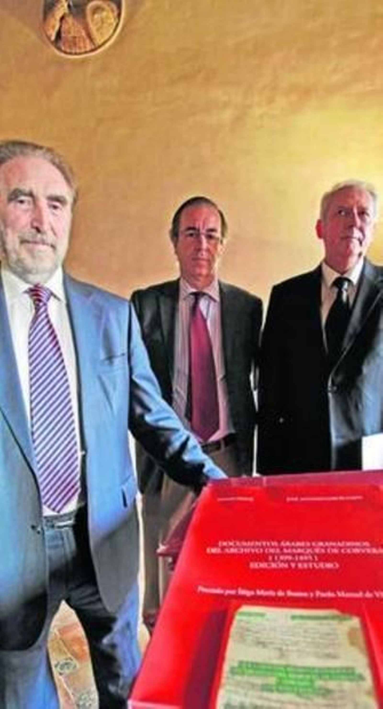 La publicación se presentó ayer en la Casa de los Tiros.