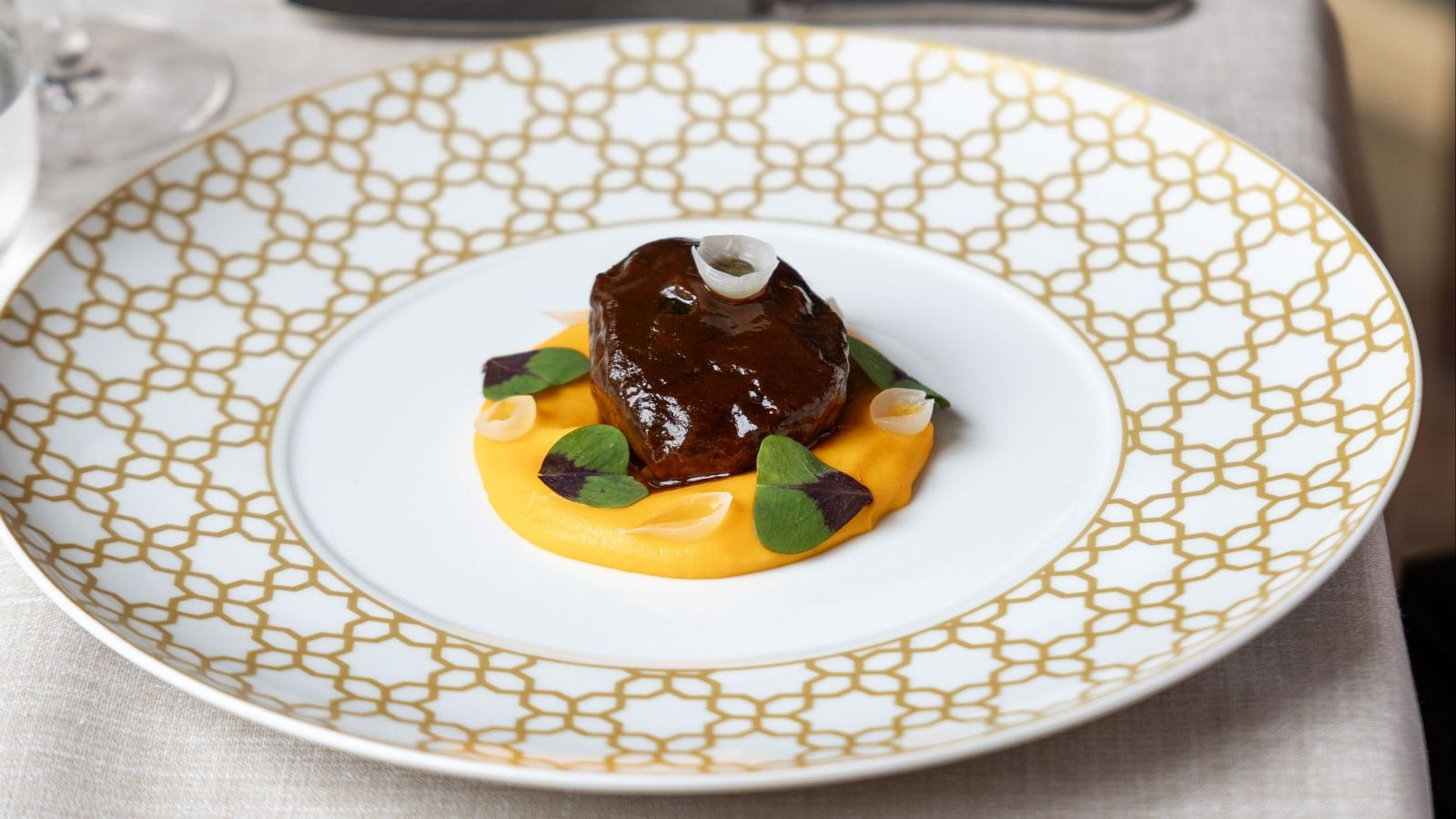 Carrillera ibérica del menú de El Claustro