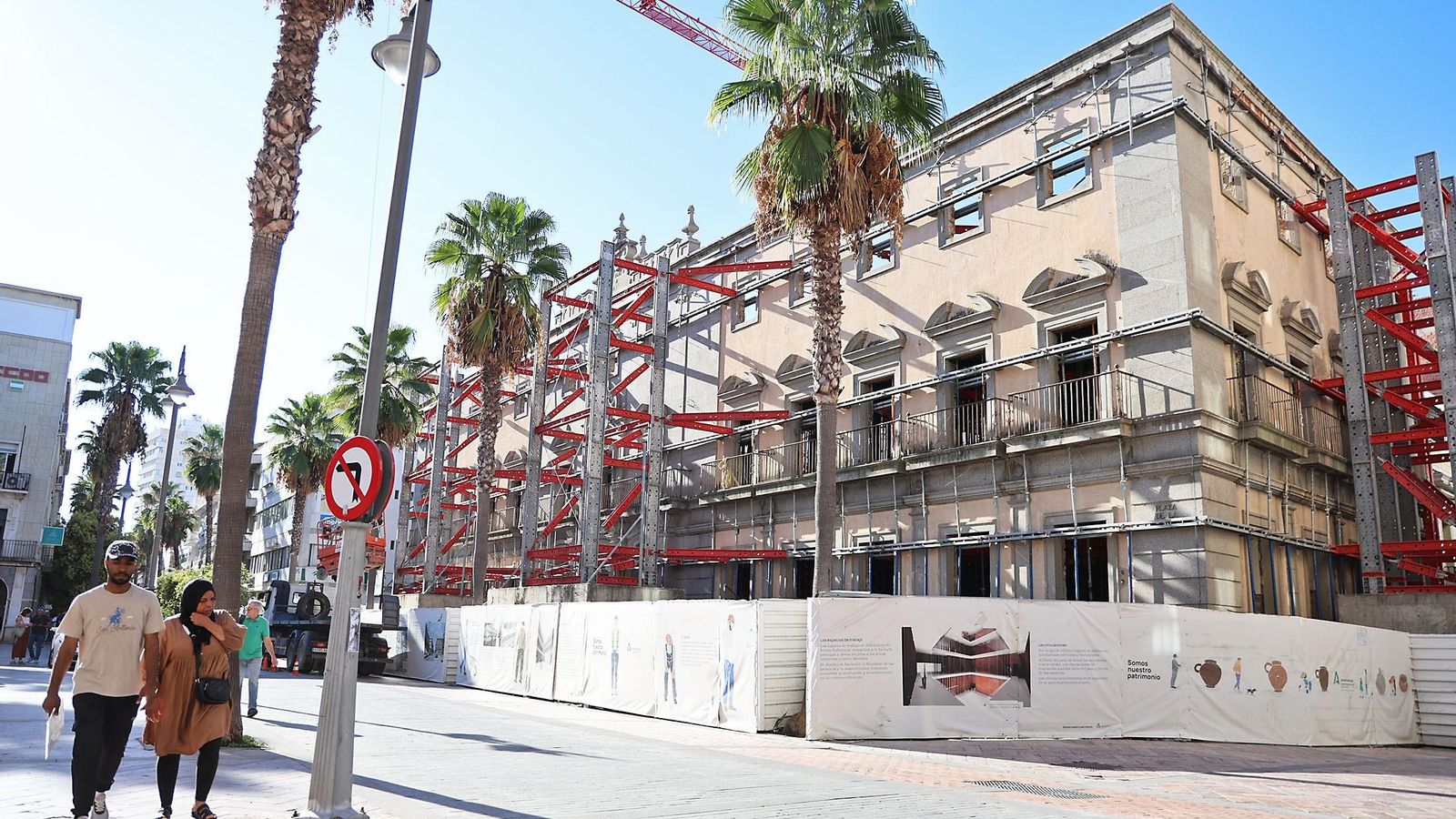 Obras en el edificio de Hacienda.