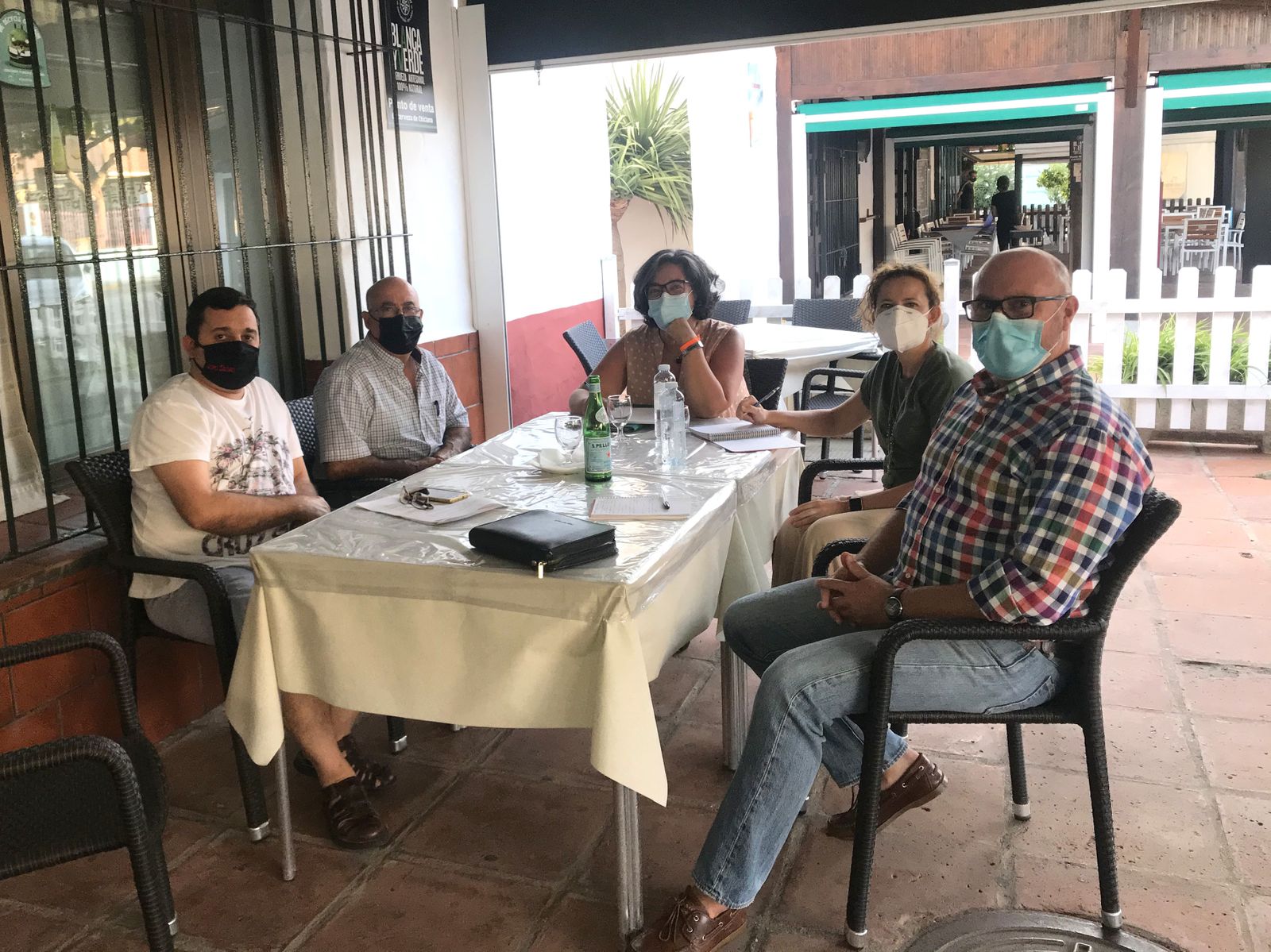 Encuentro mantenido por los representantes de Ciudadanos con los responsables de la Asociación Chiclanera de Hostelería.