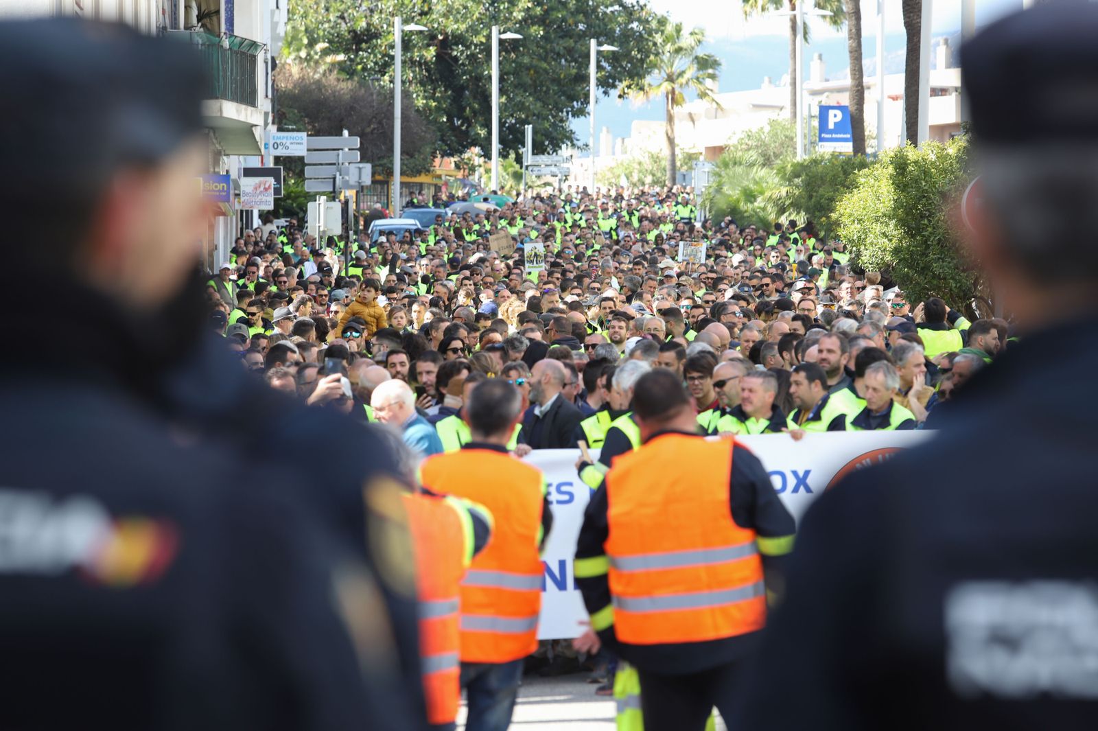 Las fotos de la manifestación de los trabajadores en huelga de Acerinox en Algeciras