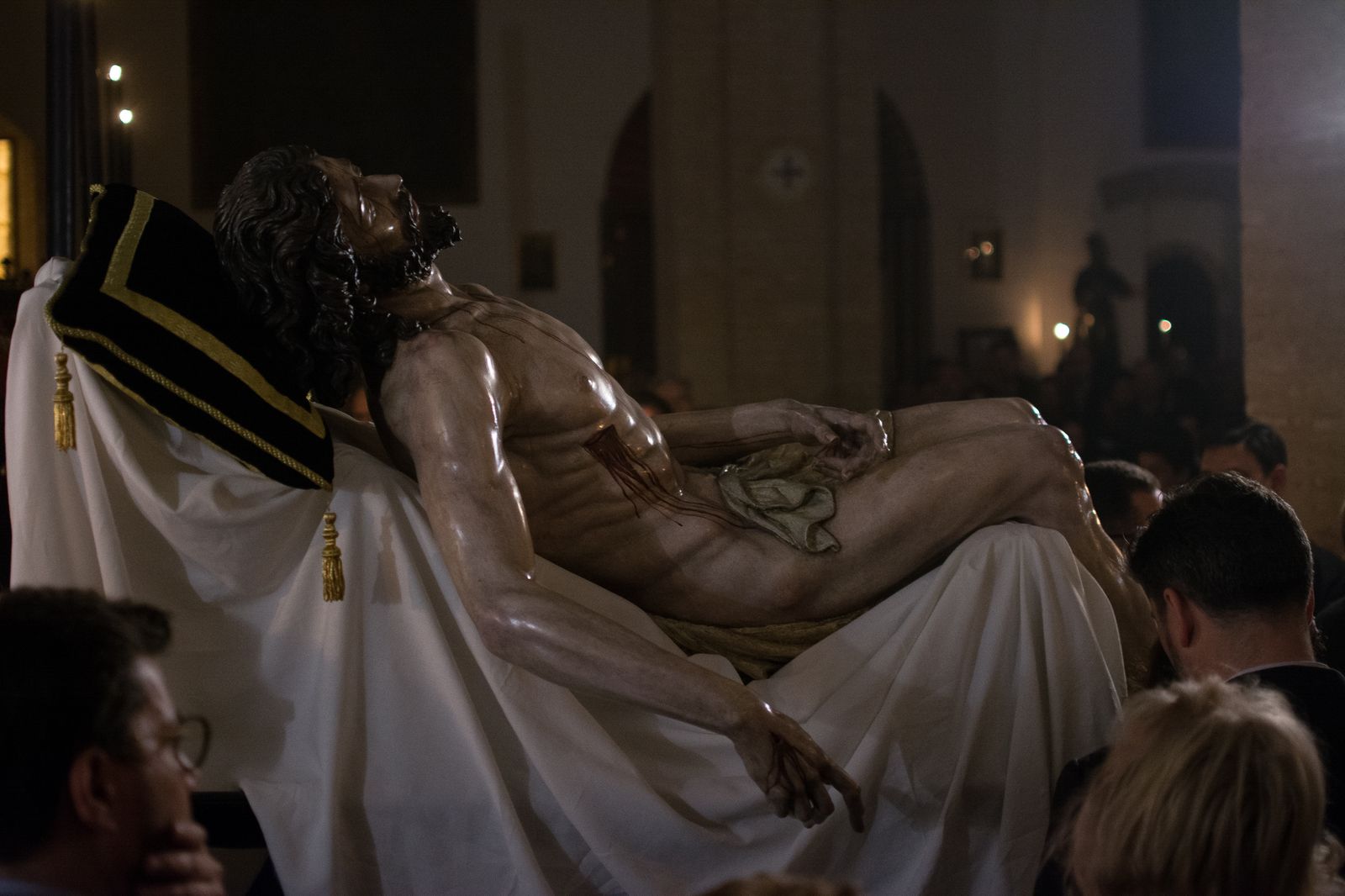 Vía crucis de Santa Marta en la Parroquia de San Andrés