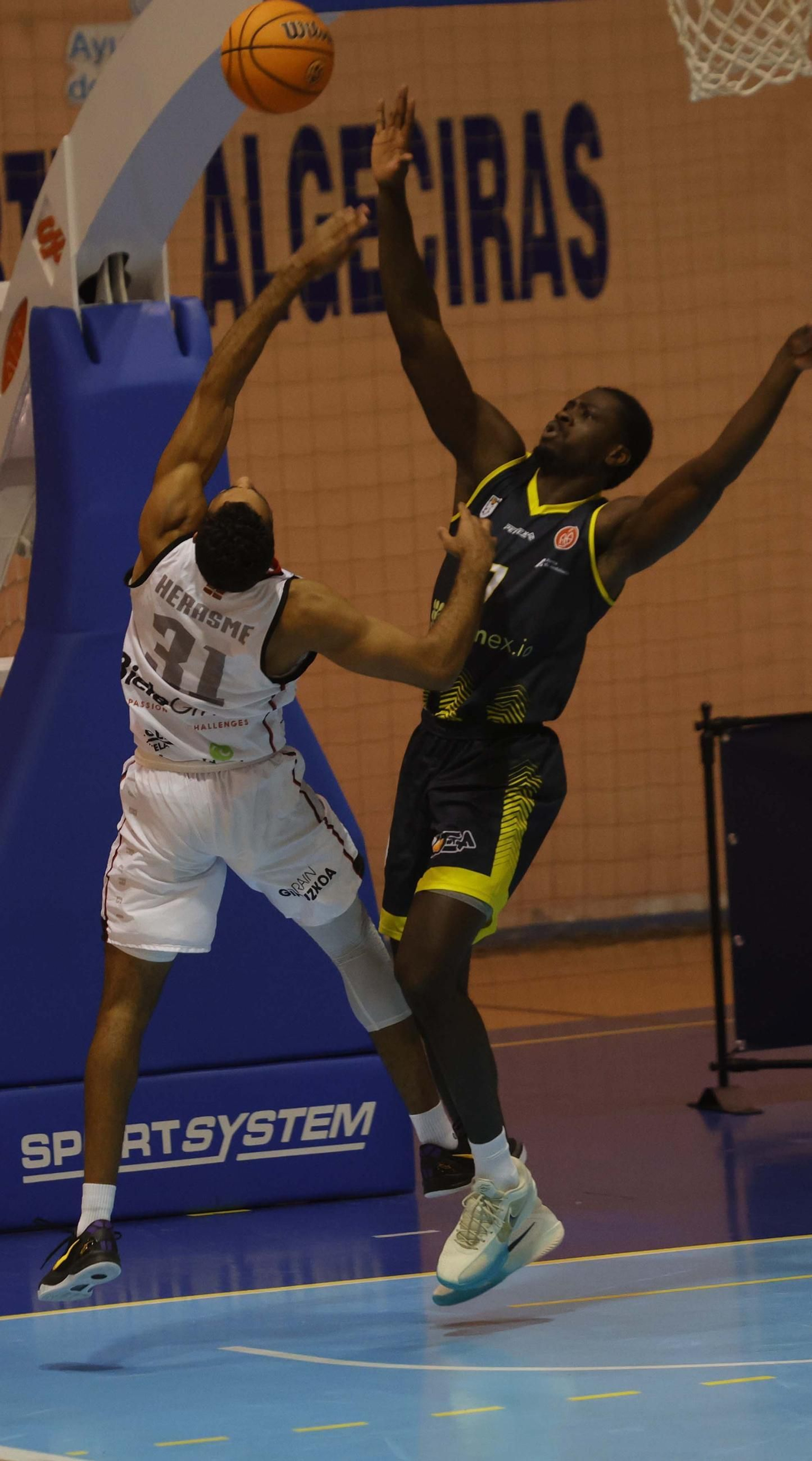 Las fotos del Udea Algeciras - Iraurgi Saski Baloia