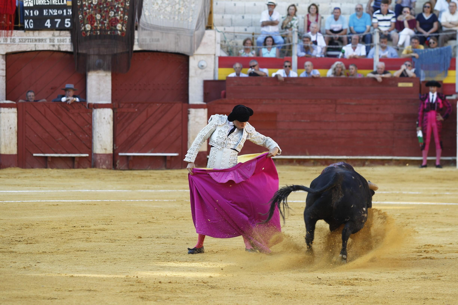 Fotogalería Primera Corrida de Toros. Feria de Almería 2019