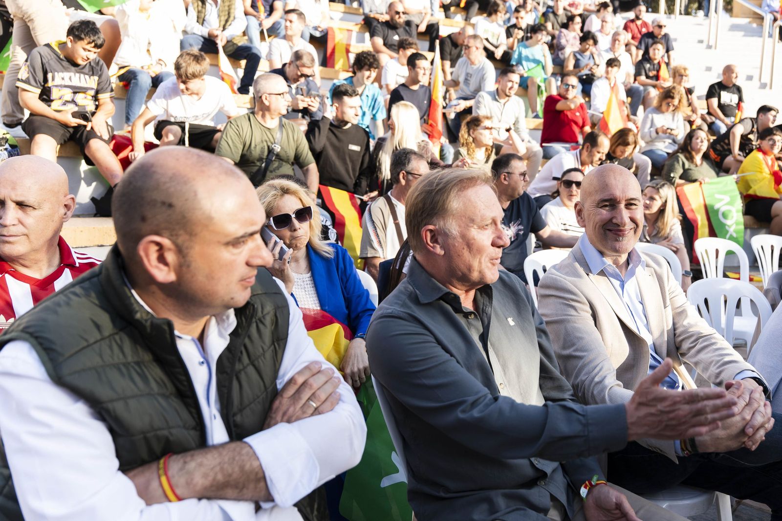 Las imágenes del mitin de Vox con Santiago Abascal y Manuel Gavira en ...