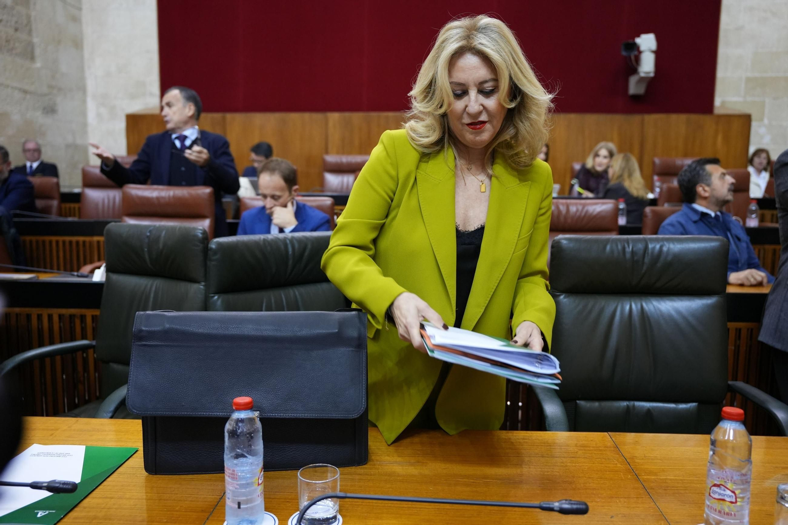 La consejera de Hacienda en el debate de las enmiendas a la totalidad del Presupuetso de la Junta.