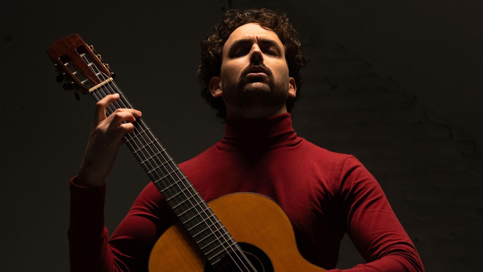 El guitarrista cordobés Álvaro Toscano