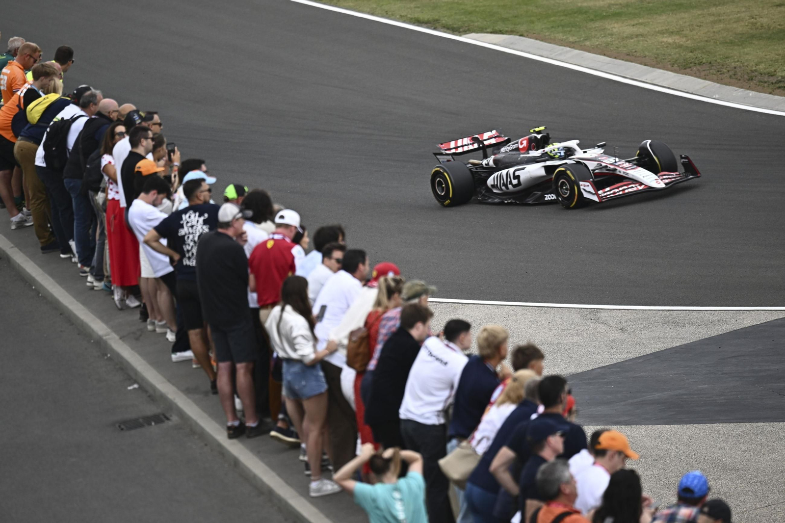 Las fotos de Fernando Alonso y del Gran Premio de Hungría