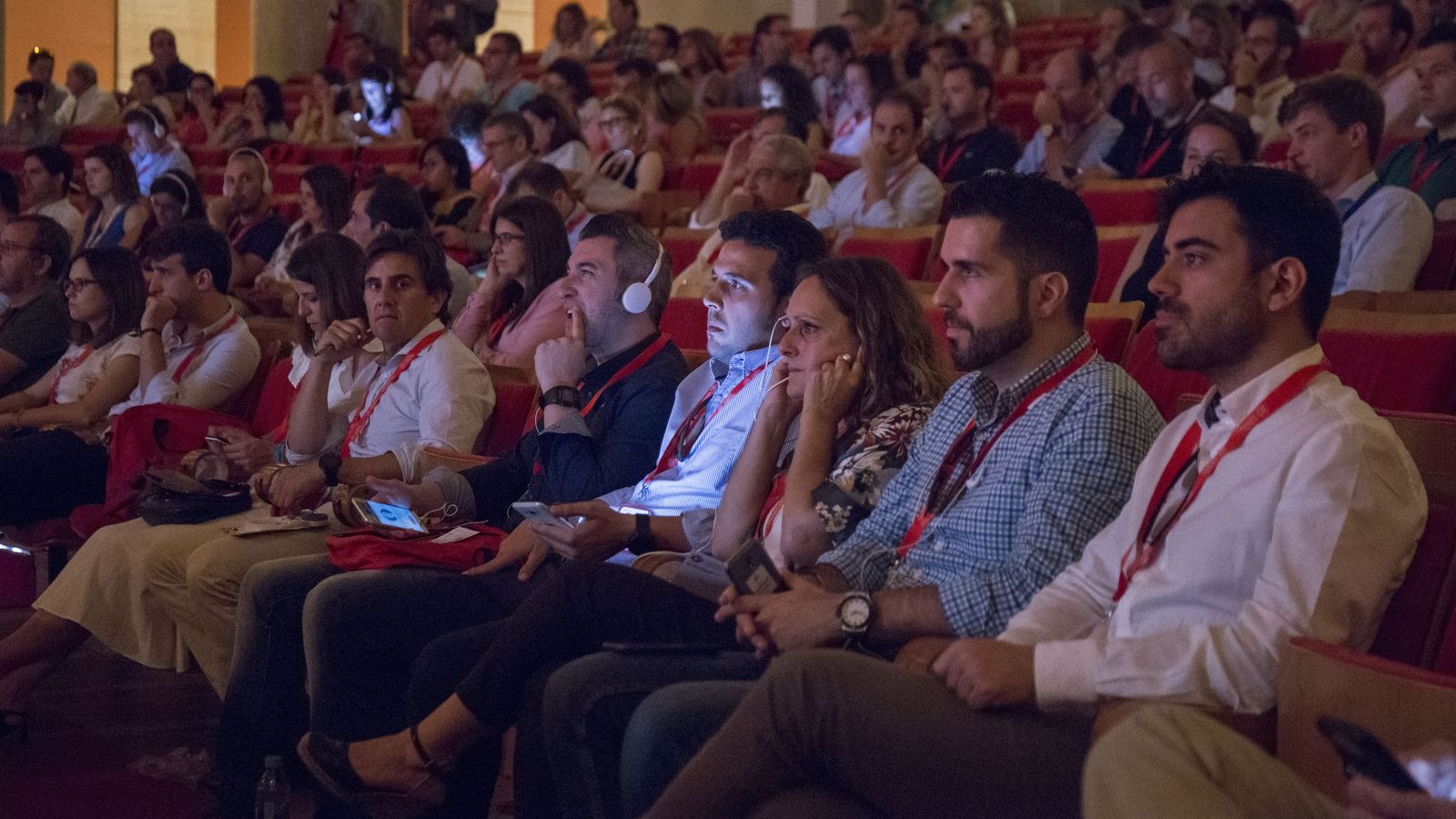 Auditorio en una de las ponencias.