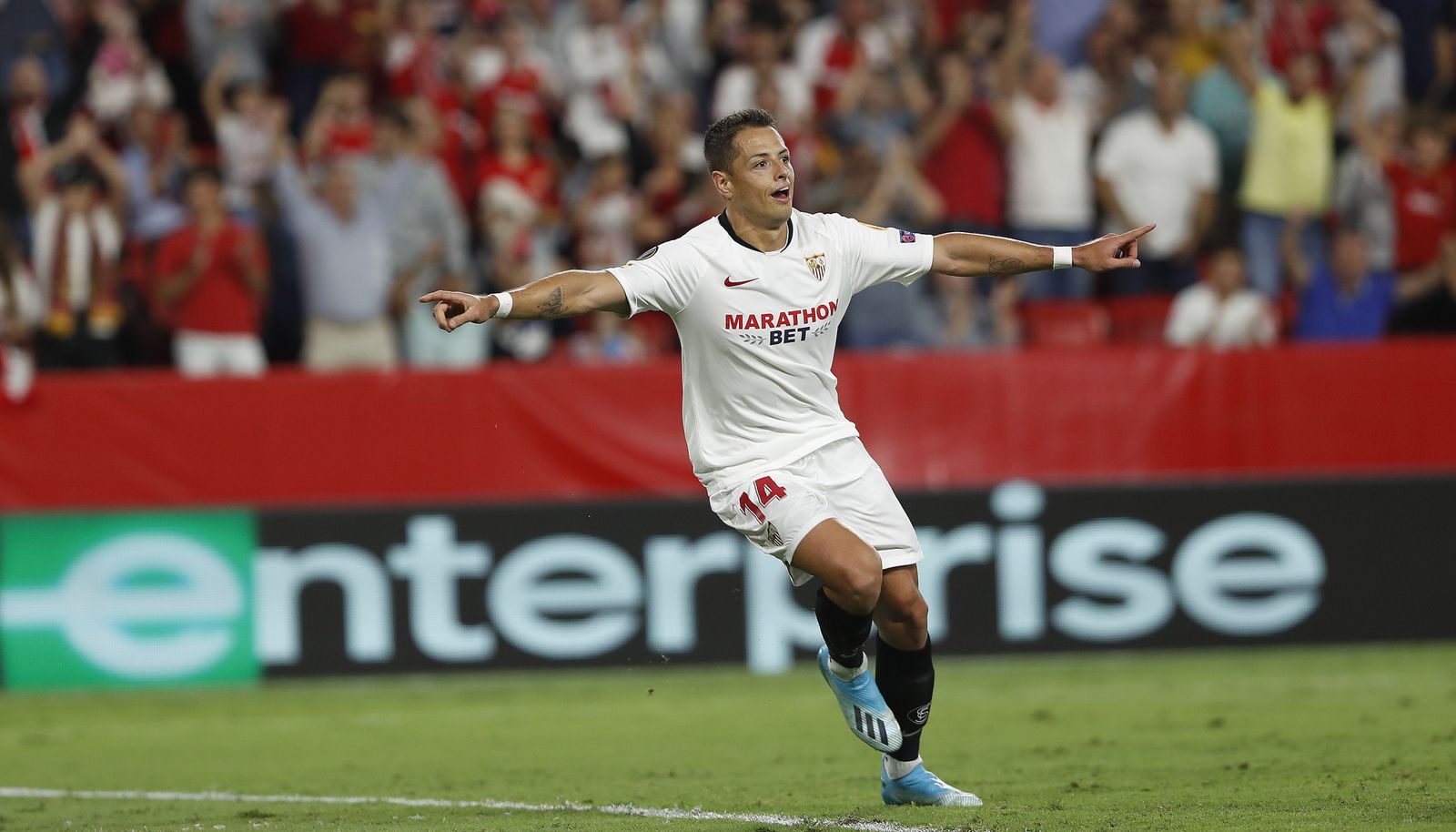 Las fotos del Sevilla-Apoel