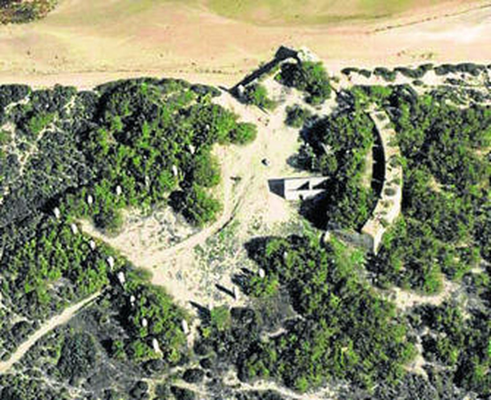 El largo camino de la reconstrucción audiovisual de las baterías defensivas