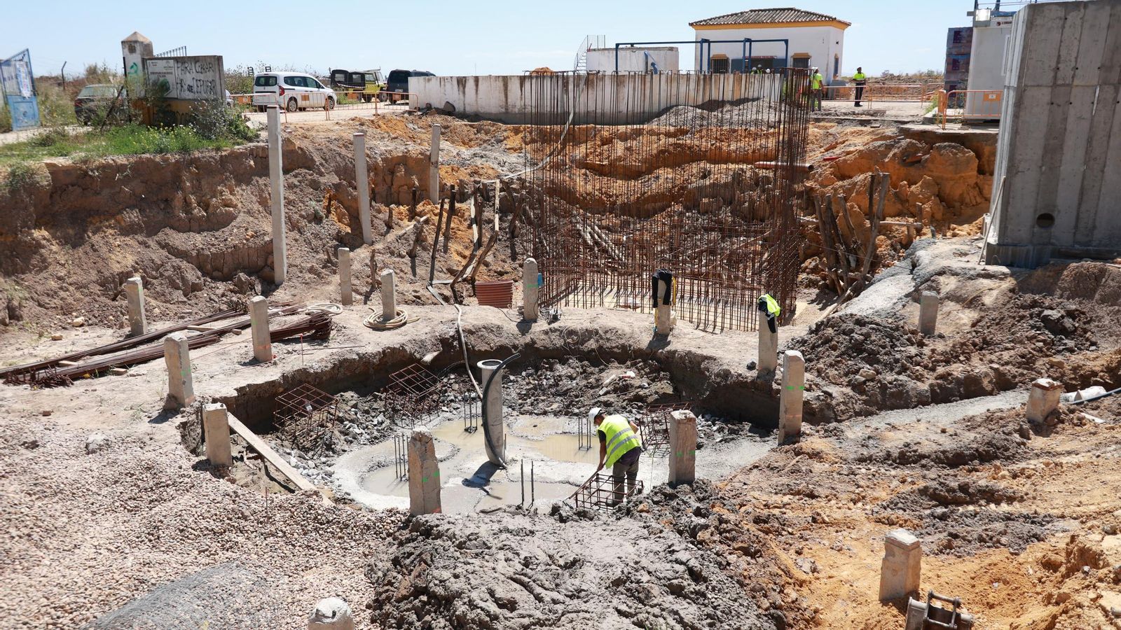 Una vista de las obras de la Estación Depuradora de Aguas Residuales de Isla Mayor