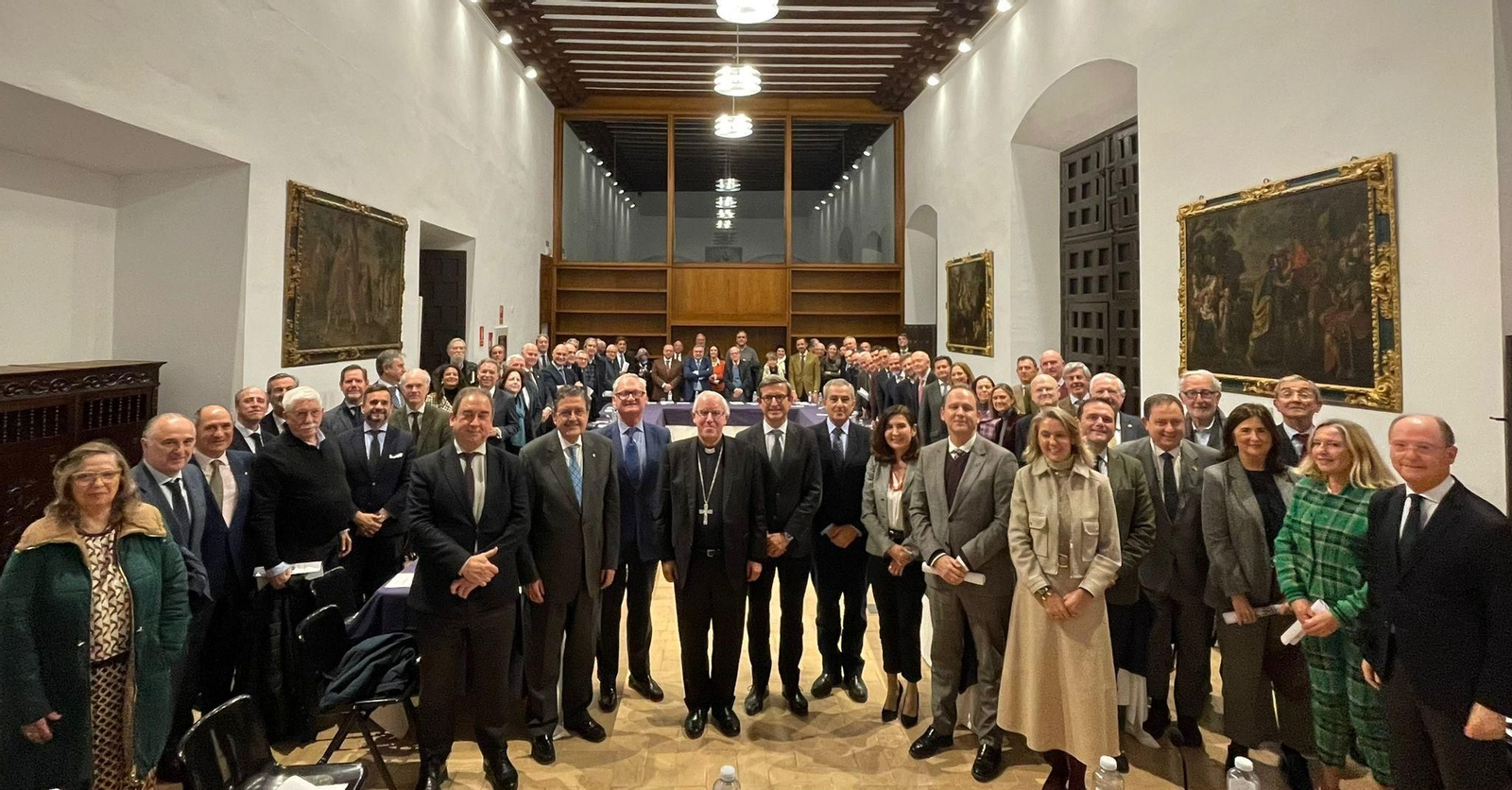 Uno de los salones del Palacio Arzobispal acogió el Encuentro de Pensamiento Cristiano.