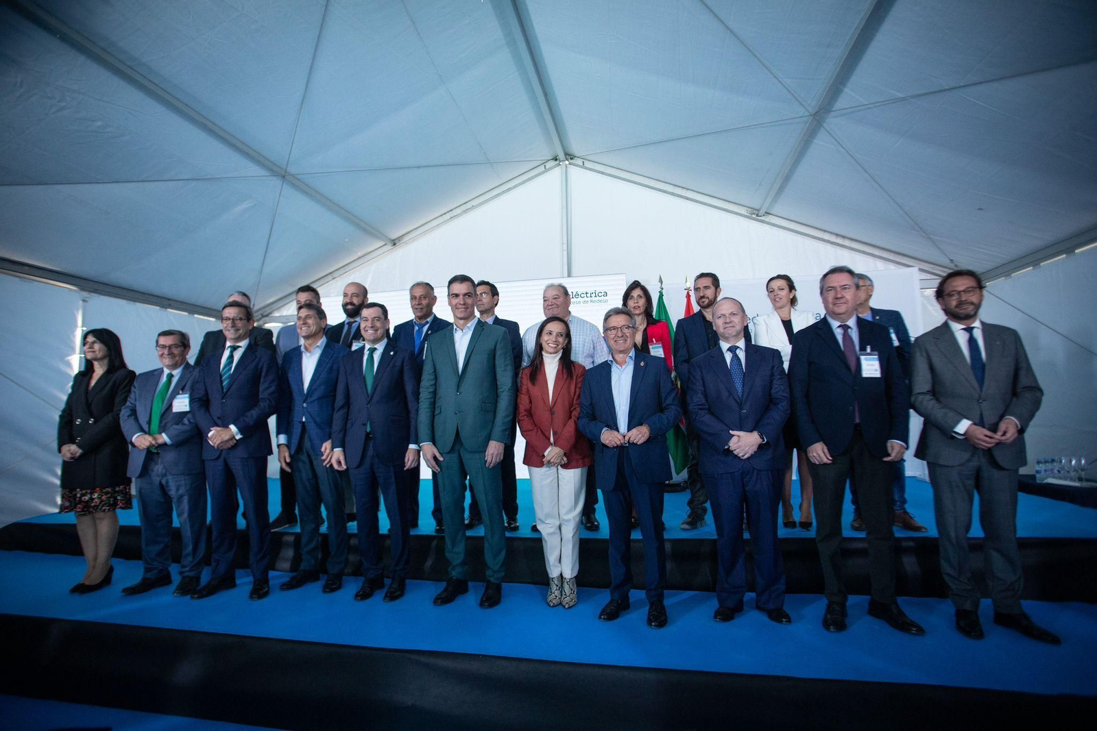 La inauguración de la subestación eléctrica de Baza, en imágenes