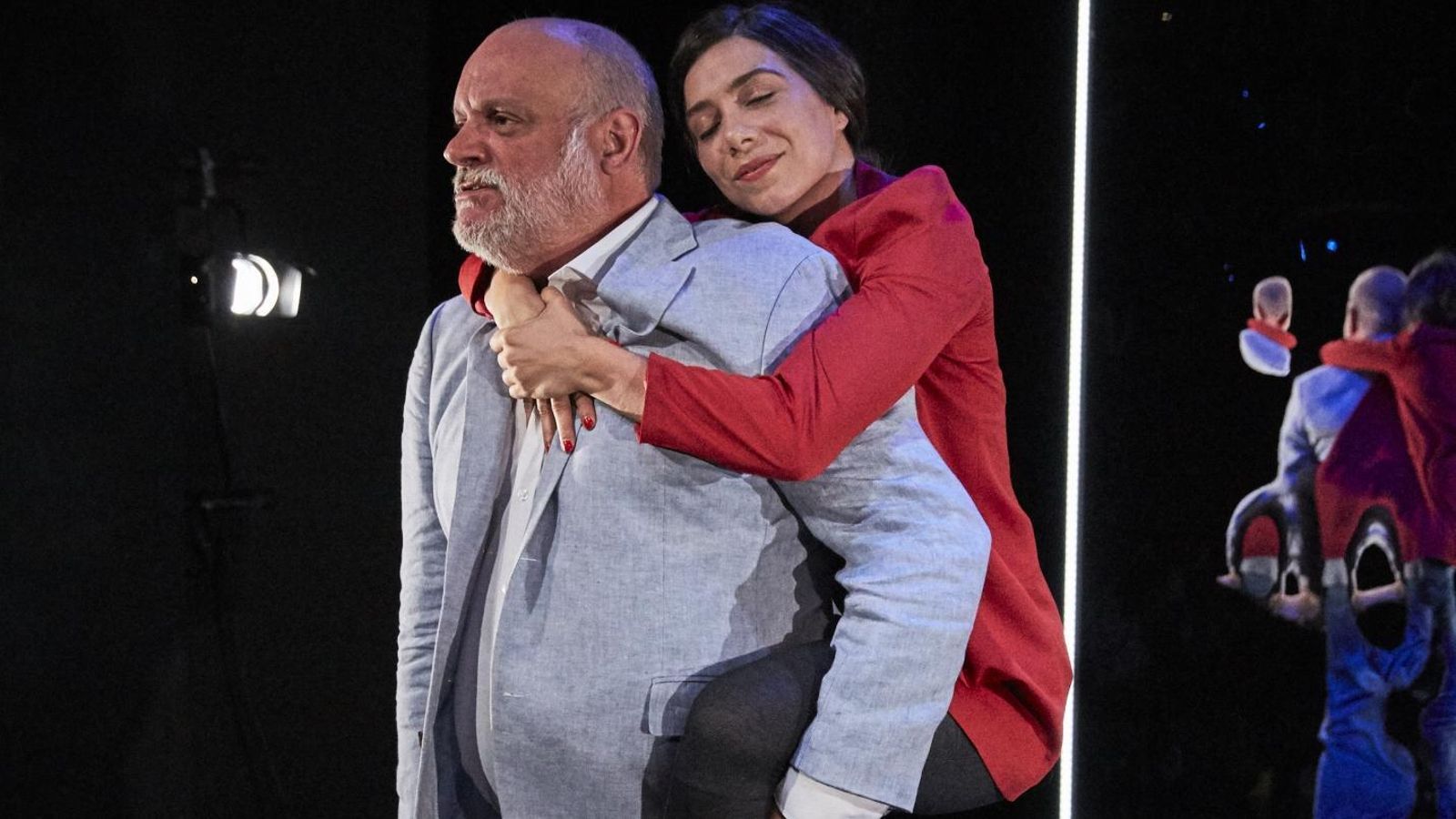 El hambre. Se ama como se come.