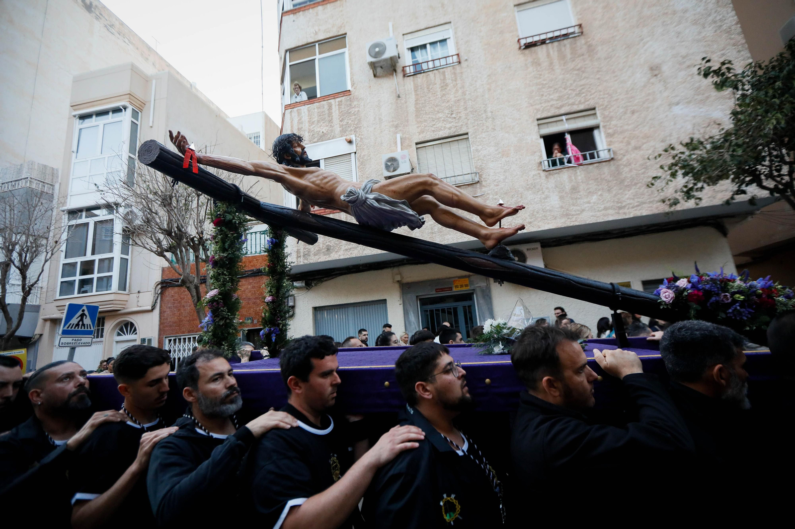 La procesión del Calvario, en imágenes