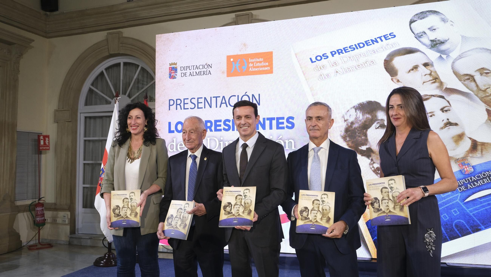 La presentación del libro 'Los Presidentes de la Diputación de Almería', en fotos
