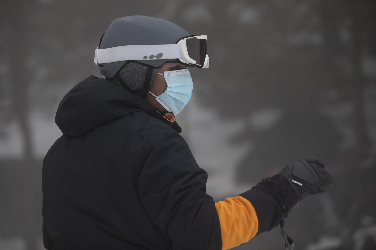 Fotos: esquí en Sierra Nevada pese al confinamiento perimetral