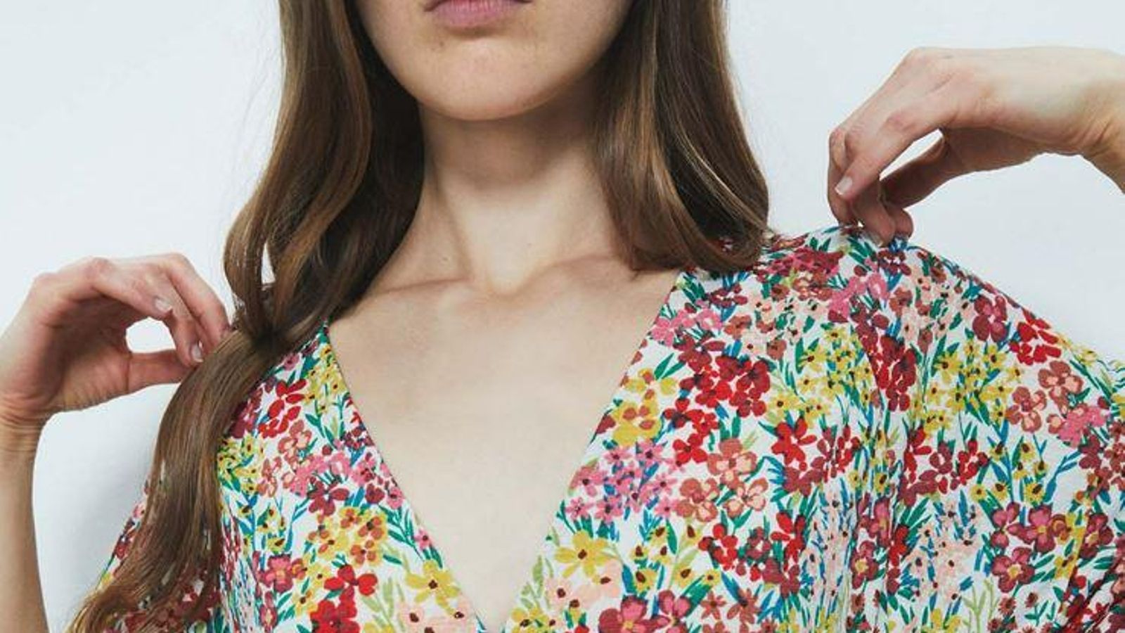 Vestido flores de Sfera Vestido flores de Sfera