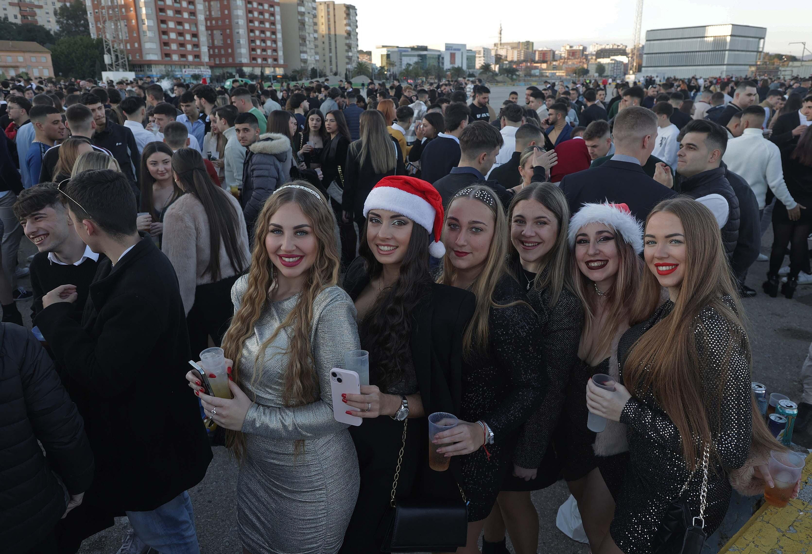 Búscate en las fotos de la celebración del 24 de diciembre en Algeciras