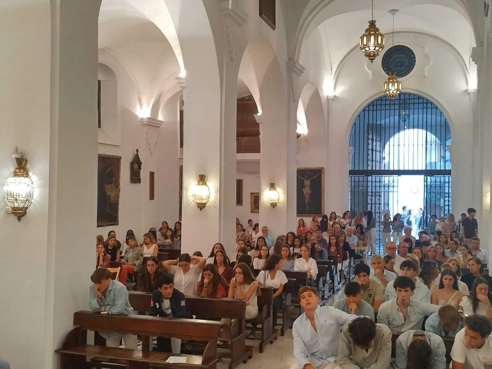 Córdoba reza por Álvaro Prieto, el joven desaparecido en Sevilla, en imágenes