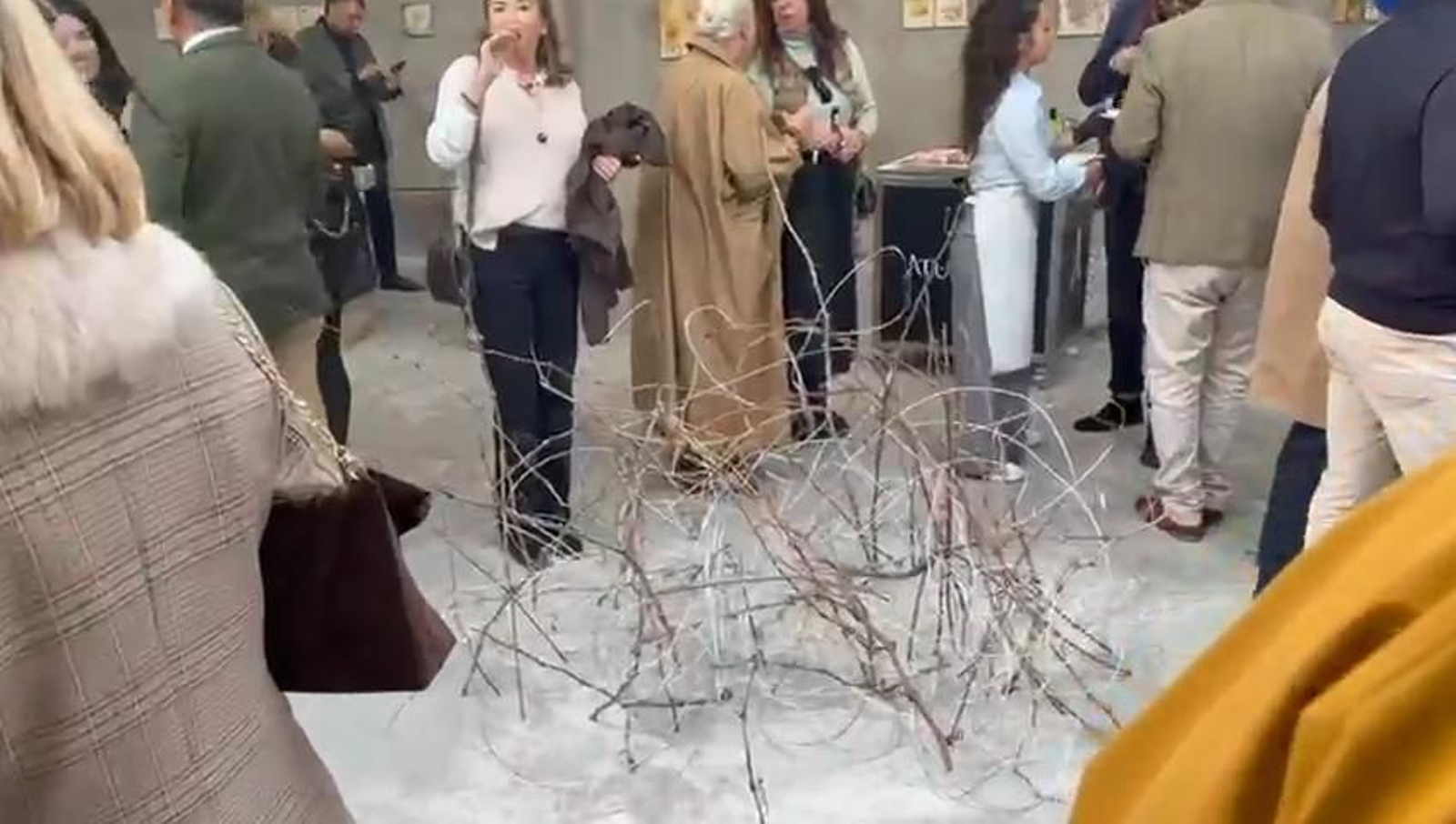 Willie Márquez inaugura 'Sarmiento'